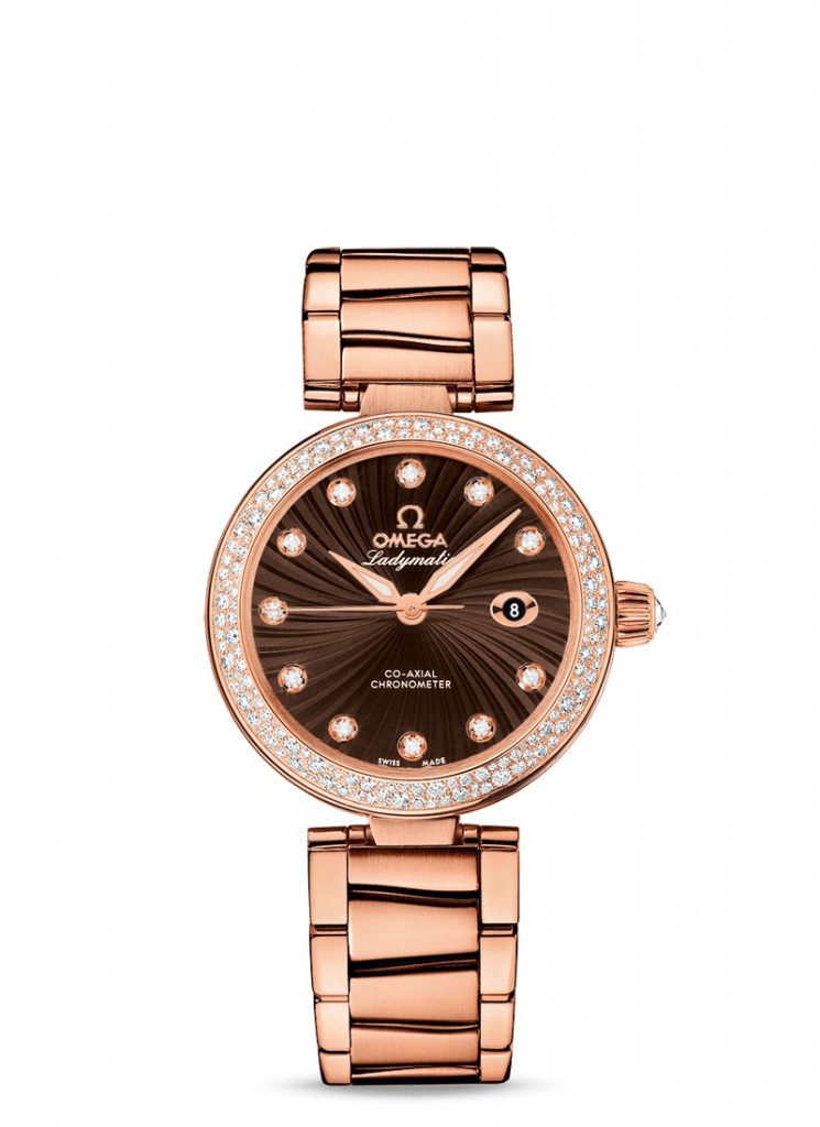 Rose goldne cases fake watches are more elegant than golden types.