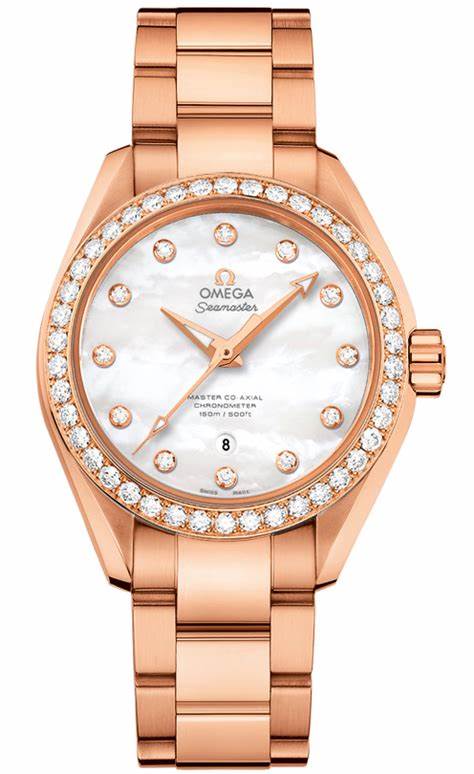 The female fake watch is decorated with diamonds.